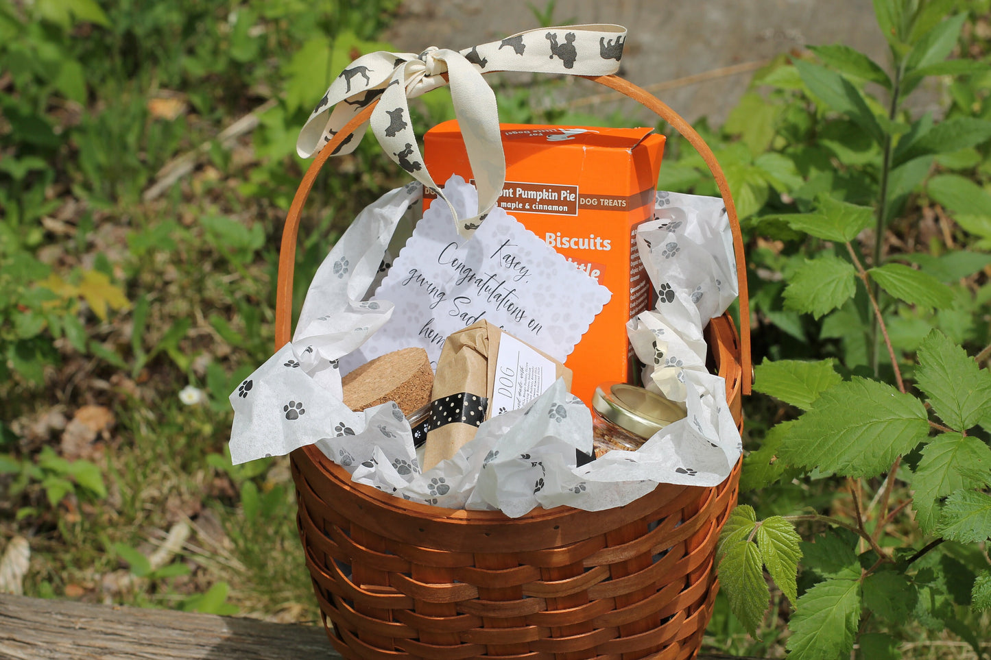 Love your Dog Gift Basket-Doggie Love Gift- New Puppy-Man's Best Friend -Customizable-Vermont Gift Basket-Belle Savon Vermont