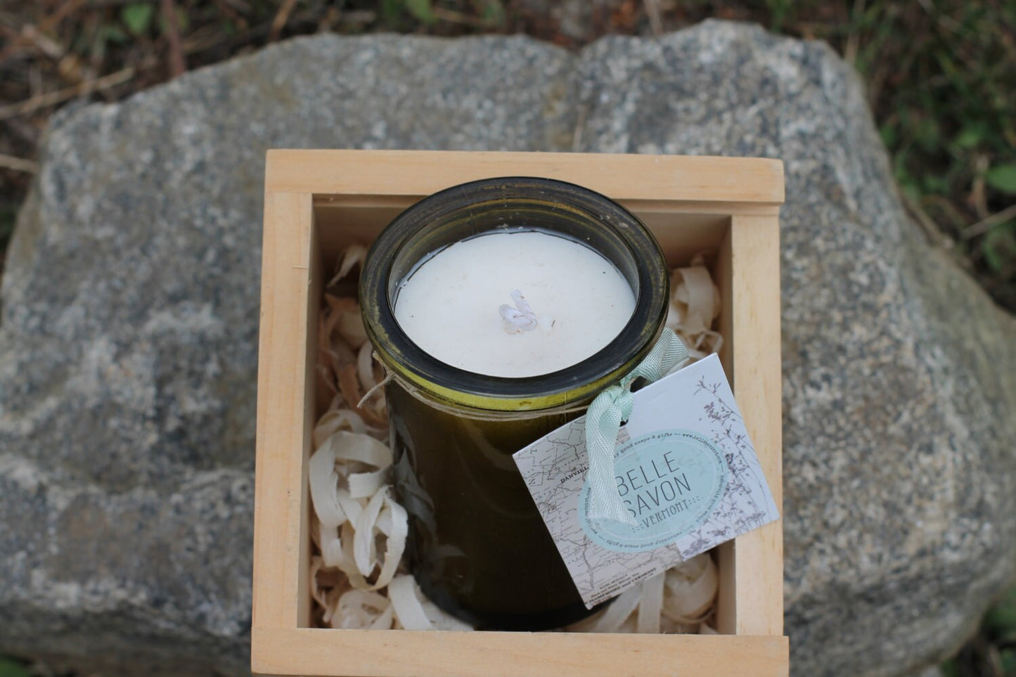 Vermont Candle Gift Set - 6oz Recycled Jar in Keepsake VT Handmade Wooden Box-Vermont Candle- Hand-poured coconut Soy Wax Blend Candle