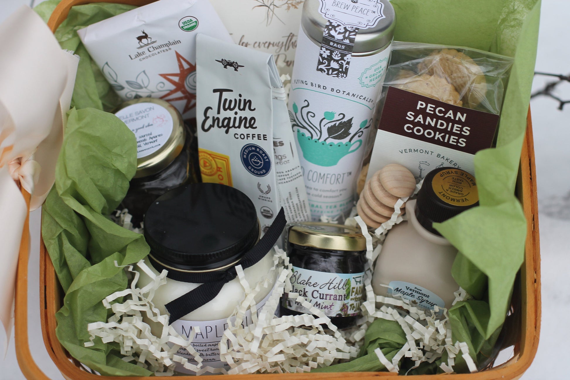 Vermont Care Package Gift Basket - Vermont Gourmet-Vermont Artisan - Vermont Gift -Vermont Maple Gift-Best of Vermont-Love from Vermont