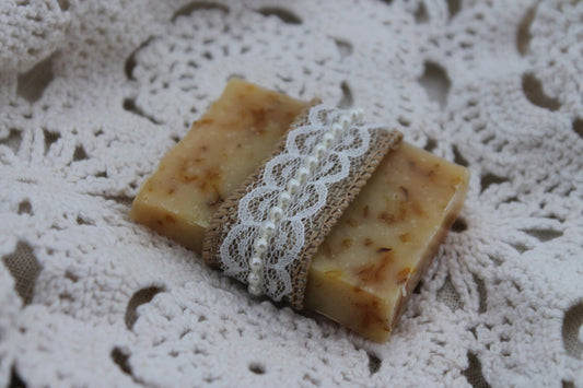 Soap Favors- Weddings- Bridal-Baby-Showers-Burlap, Lace and Pearls-Rustic-French Chic- Country- Belle Savon Vermont