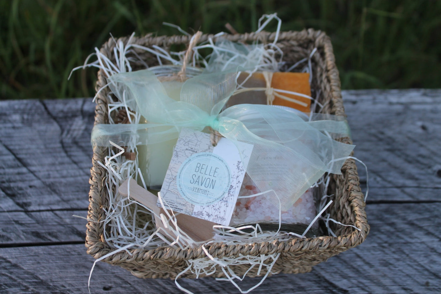Seagrass Basket Deluxe Gift Set-Spa Set-Bridesmaid Gift-Maid of Honor-Mother of the Bride Gift -Belle Savon Vermont